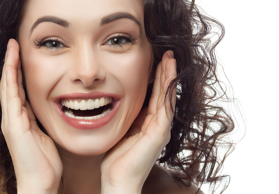 Get an Advanced Teeth Whitening Treatment